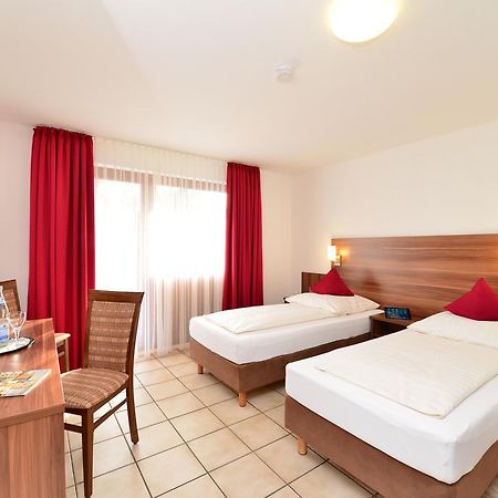 Hotel Am Buchwald Esslingen am Neckar Eksteriør billede
