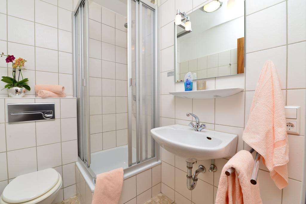 Hotel Am Buchwald Esslingen am Neckar Eksteriør billede
