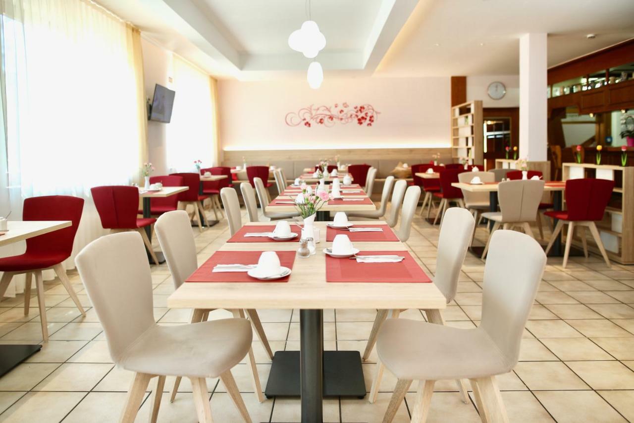 Hotel Am Buchwald Esslingen am Neckar Eksteriør billede