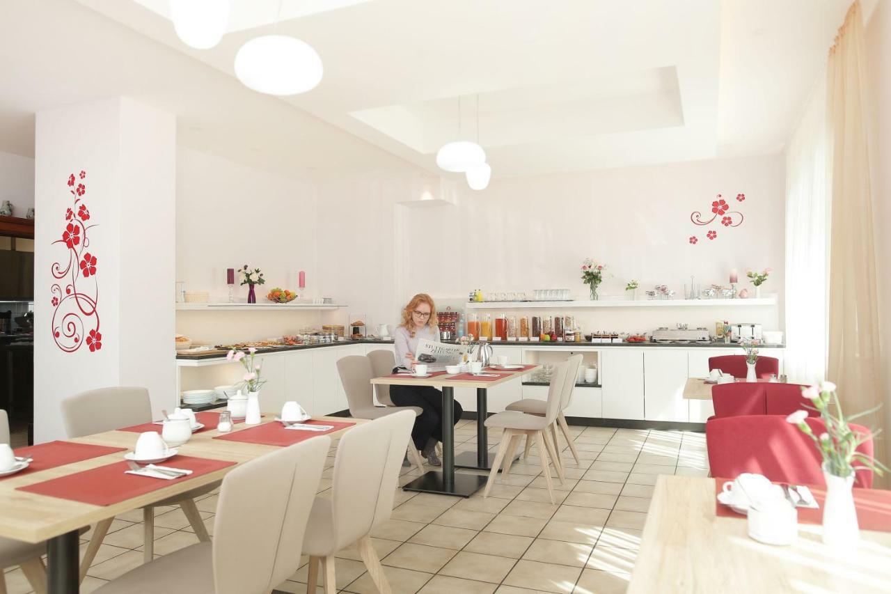 Hotel Am Buchwald Esslingen am Neckar Eksteriør billede